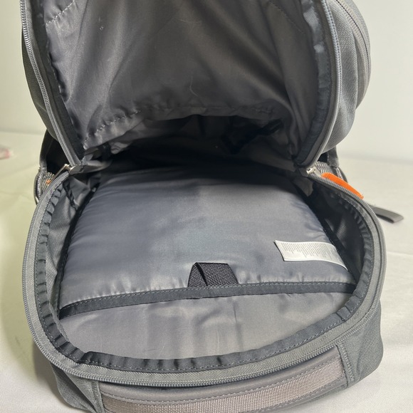 Men's The North Face Jester Flexvent Day Pack Backpack Laptop Bag Grey W/ Orange - Picture 14 of 16